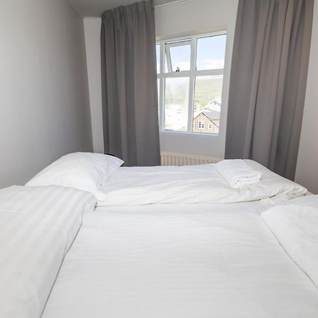 Steinaskjol Apartments อาคูเรย์รี ภายนอก รูปภาพ